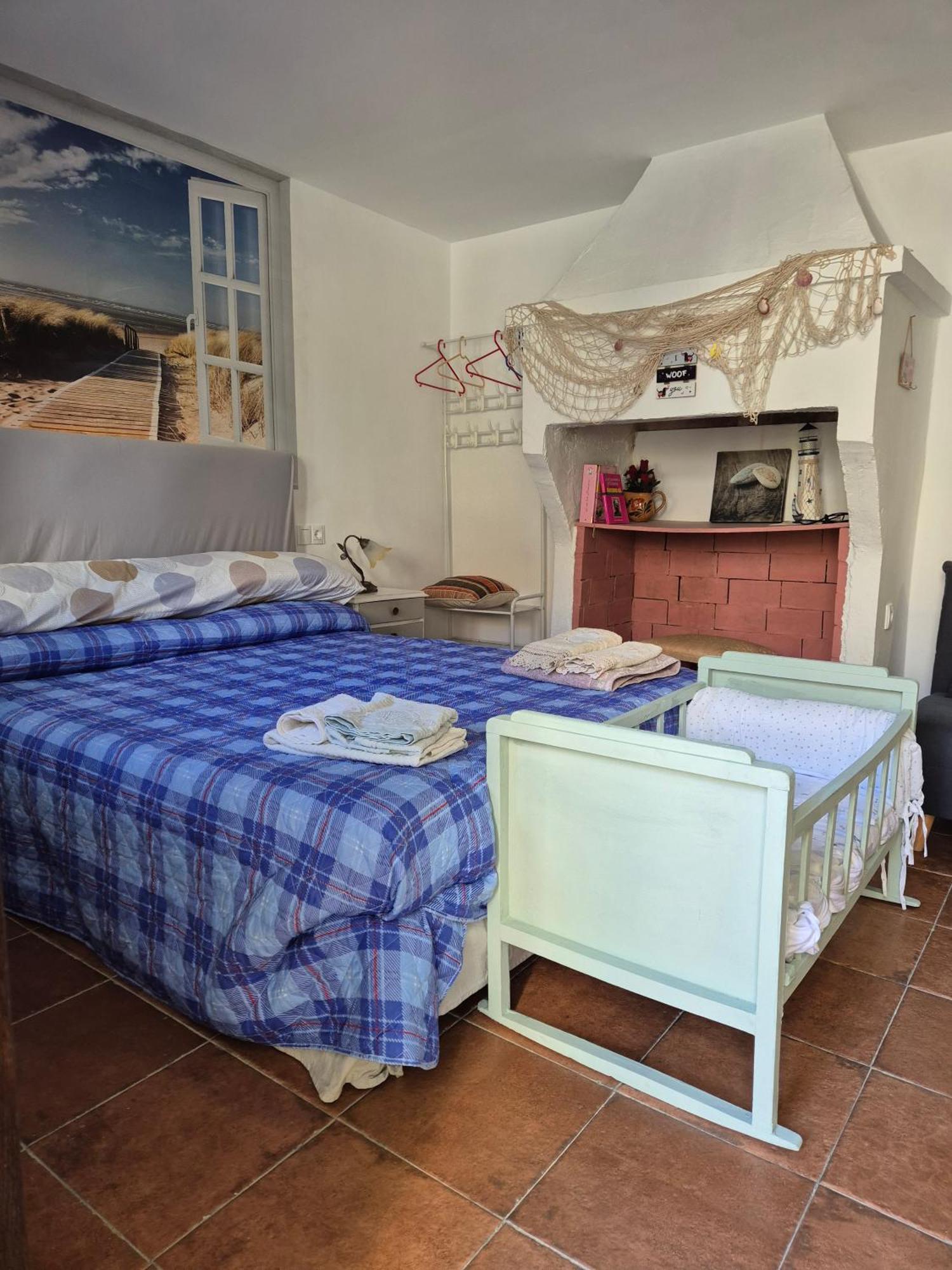La Casa De La Abuela Apartment ปินอส เกนิล ภายนอก รูปภาพ